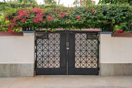 Eden Garden Villa By Jadecaps Nr Mg Road Garden Bangalore Exterior photo